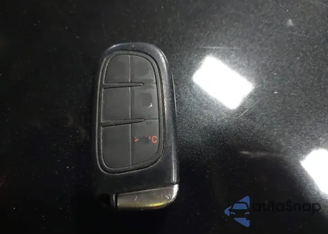 2015 Jeep Cherokee Limited из США, поврежденный, VIN 1C4PJMDB5FW515080